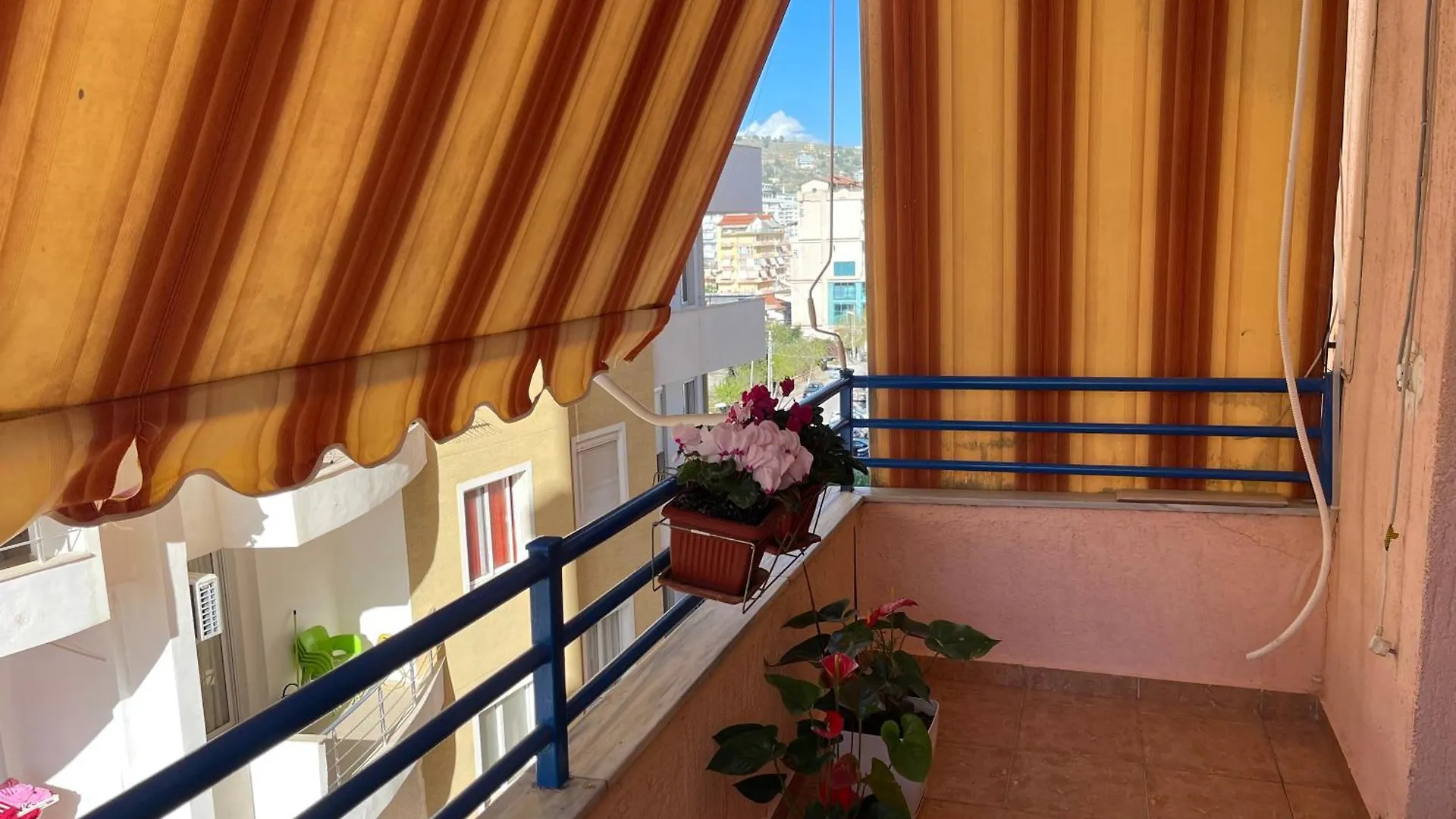 Igli'S Family Home Sarande Apartment